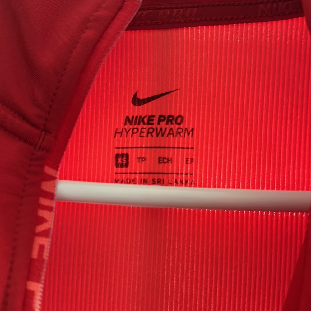 Nike jacket - Picture 2 of 5